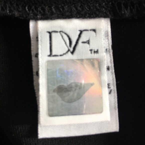 Gorgeous lace DVF little black dress - Picture 4 of 5